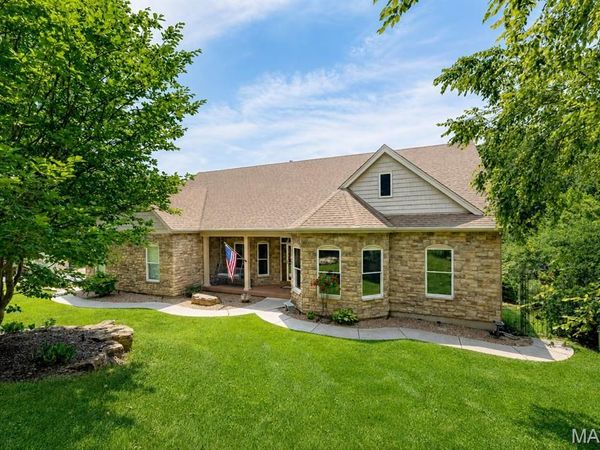 4484 Kingfisher Court, Augusta, MO 63332