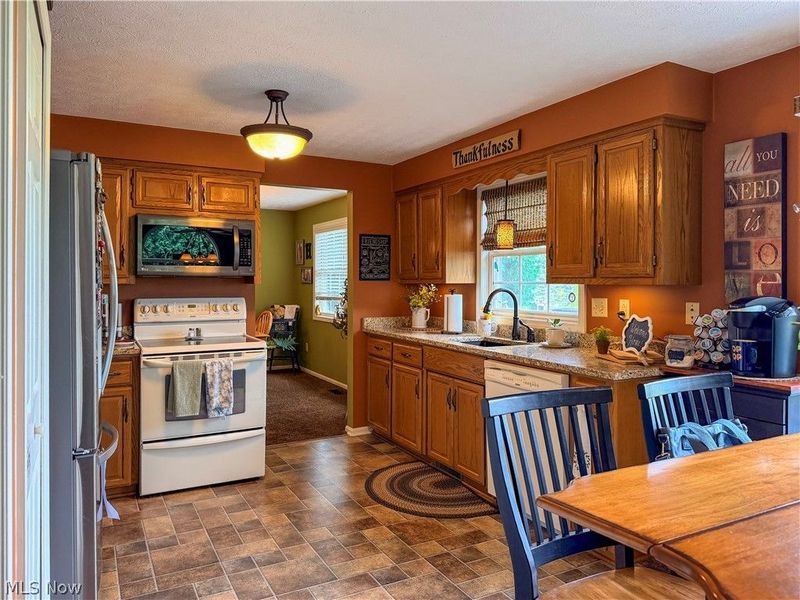 770 Woodview Drive, Ashland, OH 44805 Photo 10