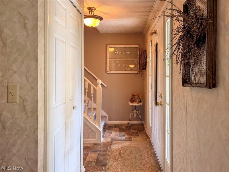 770 Woodview Drive, Ashland, OH 44805 Photo 7