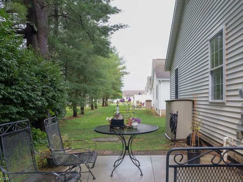 142 Carly Court, Hartville, OH 44632 Photo 31