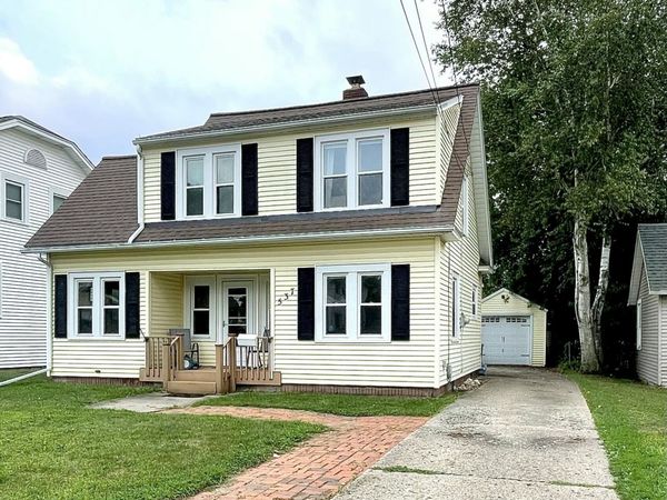 537 Fairfield Avenue, Battle Creek, MI 49015