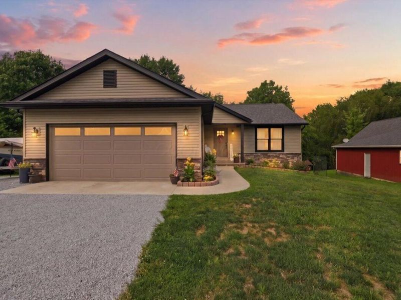 148 Jonathon Drive , Howard, OH 43028 Photo 1