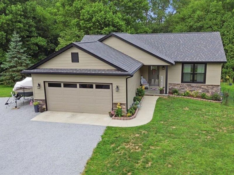 148 Jonathon Drive , Howard, OH 43028 Photo 10