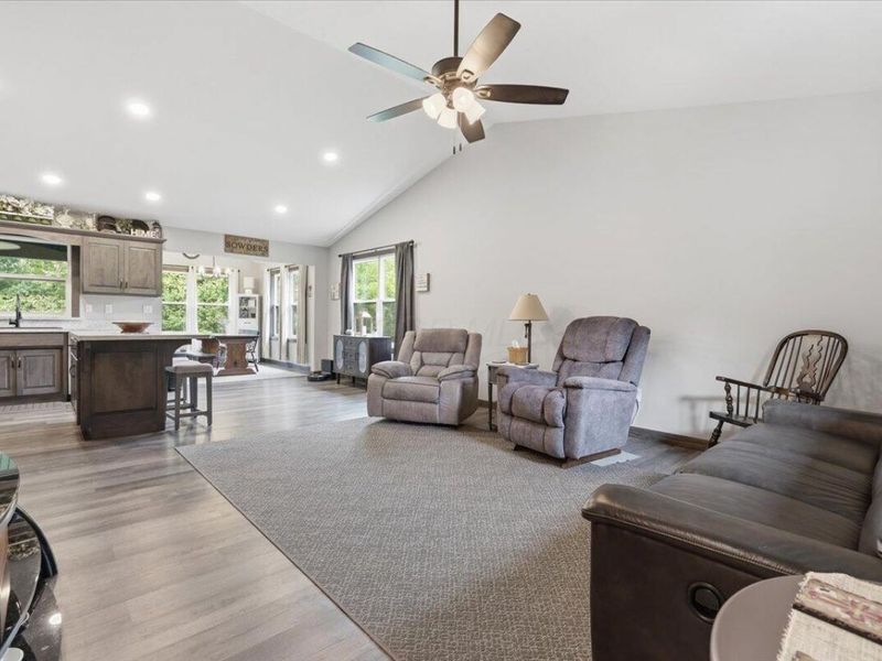 148 Jonathon Drive , Howard, OH 43028 Photo 11
