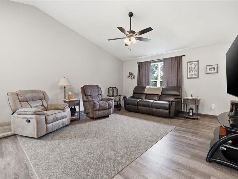 148 Jonathon Drive , Howard, OH 43028 Photo 12