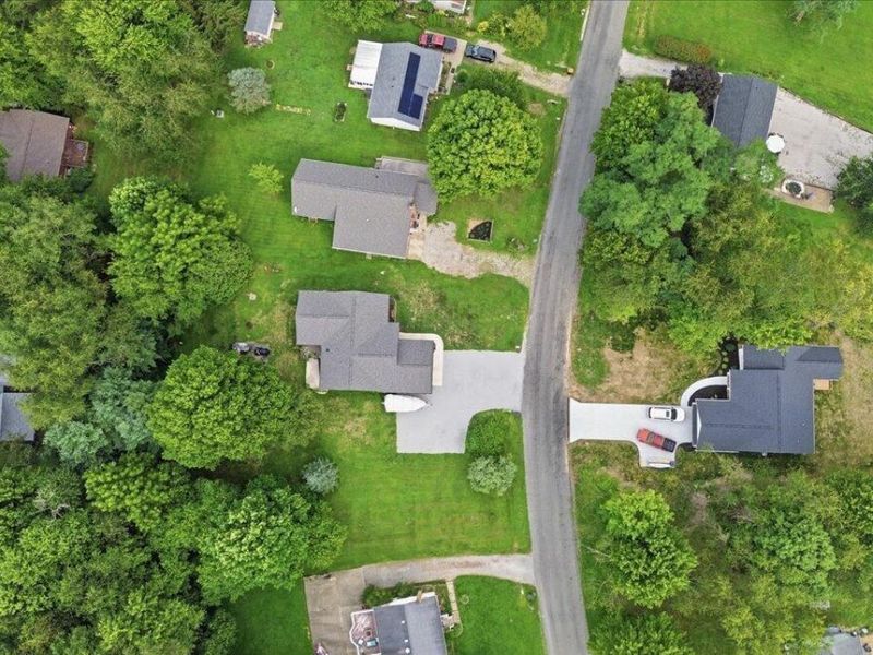 148 Jonathon Drive , Howard, OH 43028 Photo 4