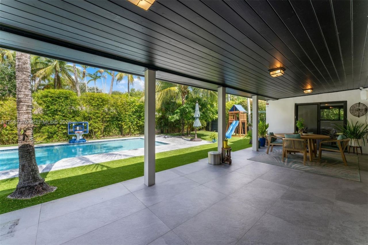 7790 SW 53rd Avenue , Miami, FL 33143 Photo