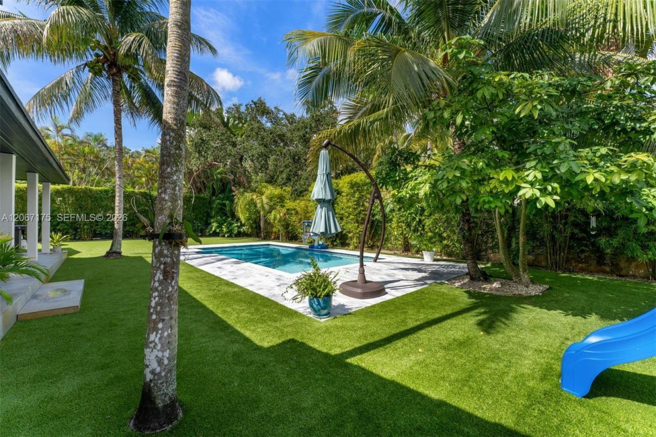 7790 SW 53rd Avenue , Miami, FL 33143 Photo