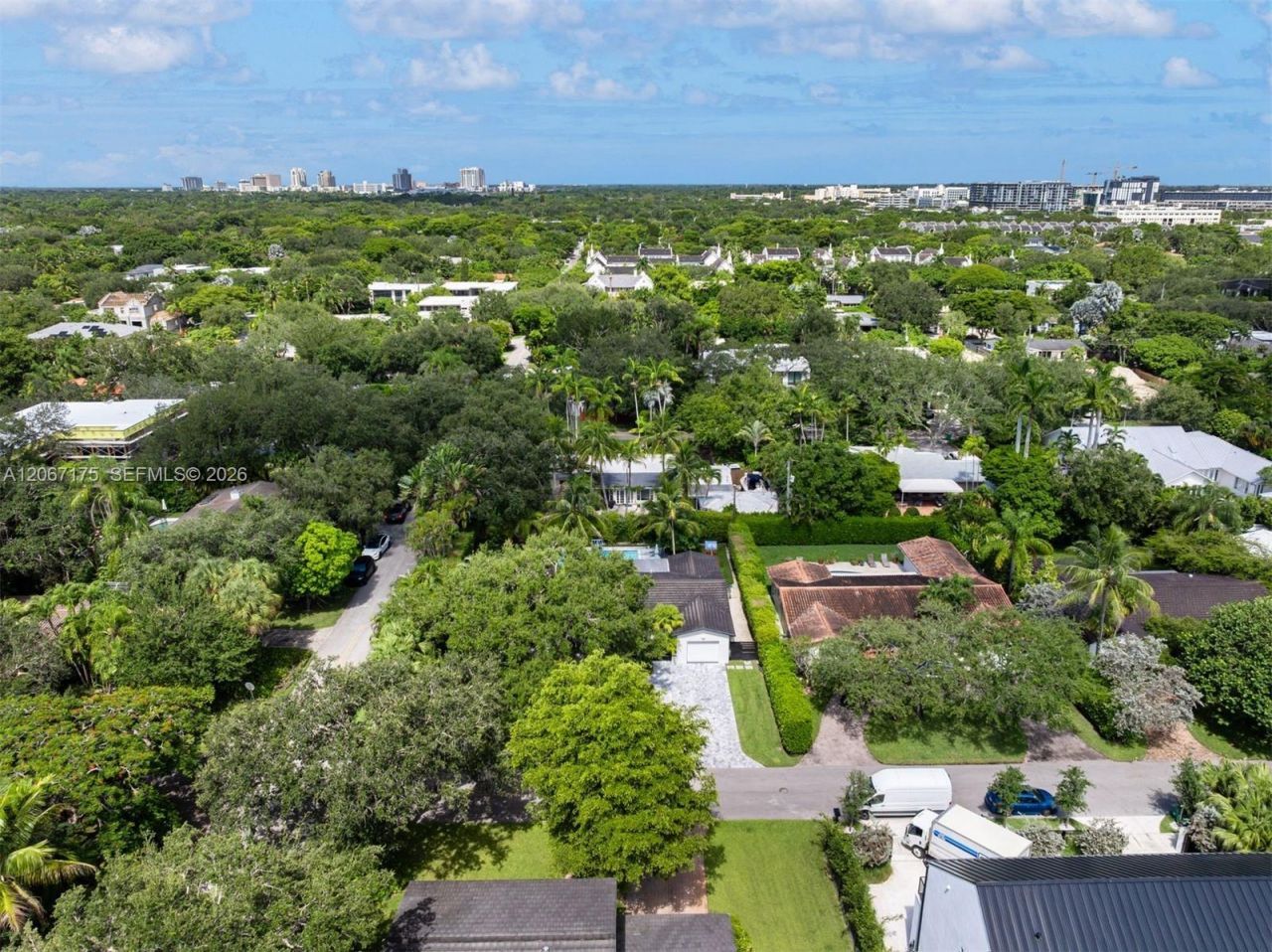 7790 SW 53rd Avenue , Miami, FL 33143 Photo