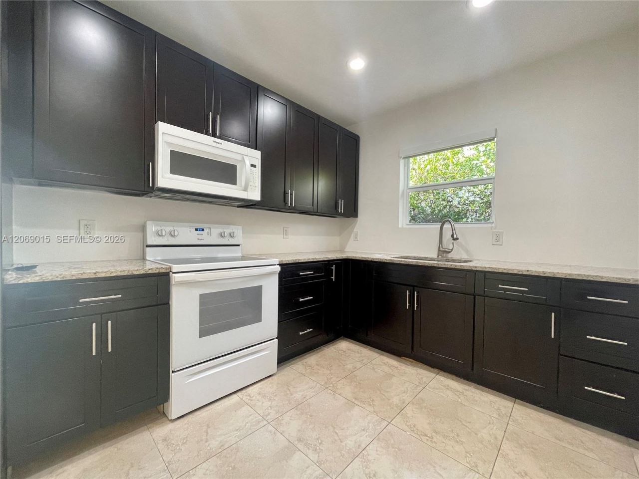 1322 SE 1st Ave, Unit 1322, Fort Lauderdale, FL 33316 Photo