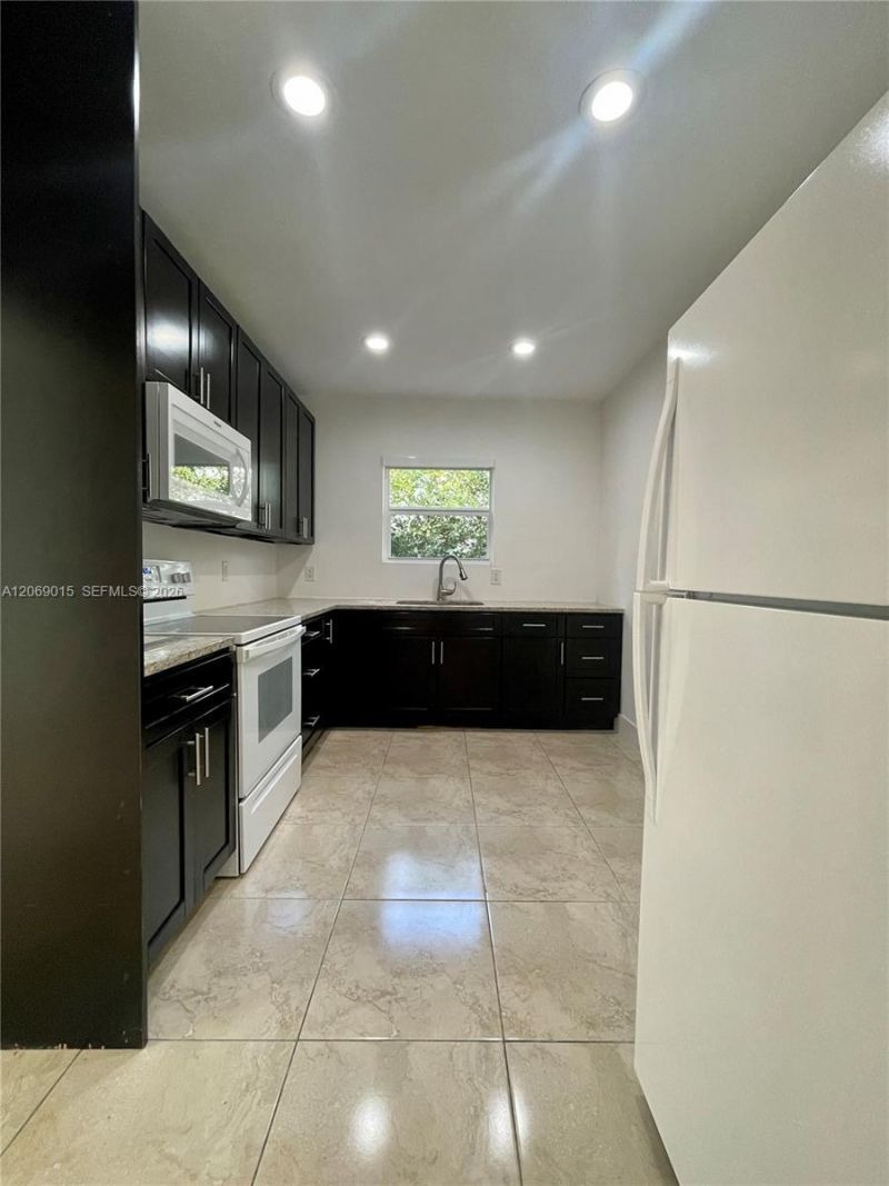 1322 SE 1st Ave, Unit 1322, Fort Lauderdale, FL 33316 Photo