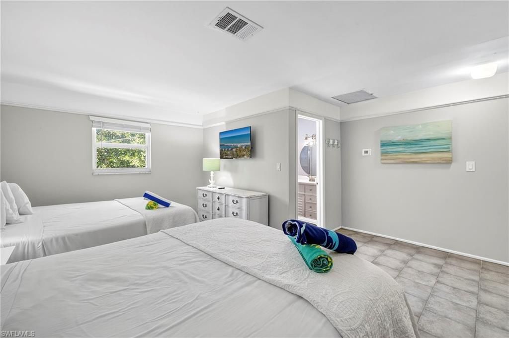 235 Mango St, Unit 235,237, Fort Myers Beach, FL 33931 Photo