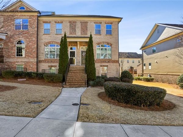7395 Glisten Avenue , Atlanta, GA 30328
