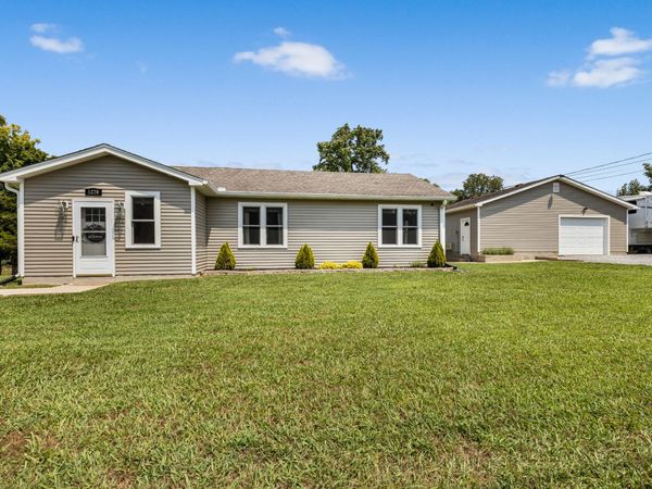 1276 Peter Pond Rd, Ashland City, TN 37015