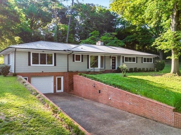 2502 Elm Drive NE, Cleveland, TN 37312