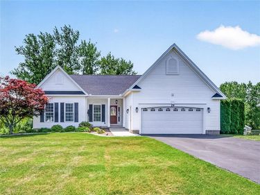 29 Country Creek Lane, Hilton, NY 14468