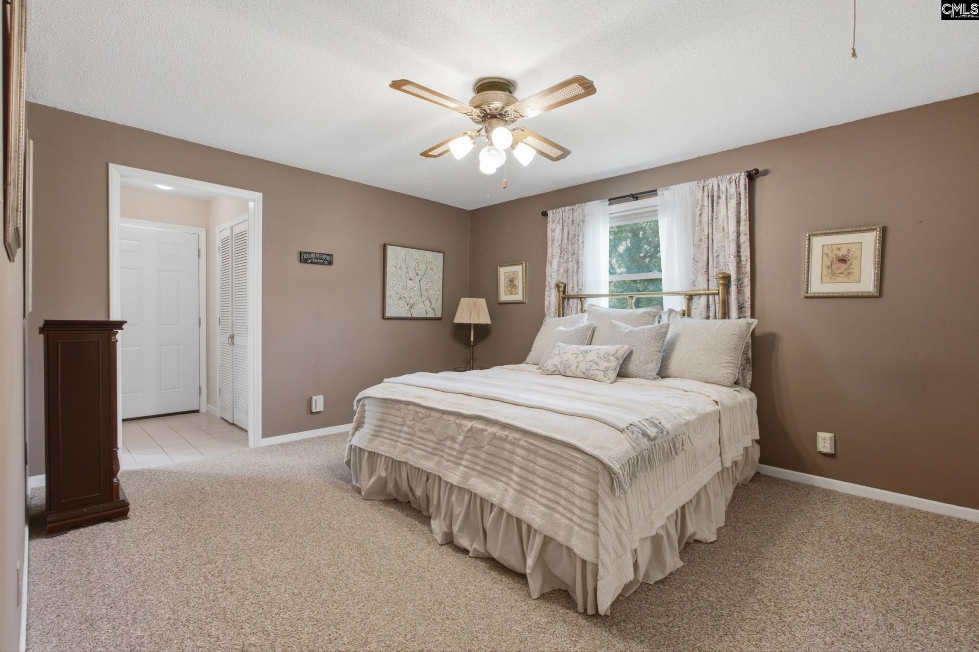 220 Hunstanton Drive Photo 10