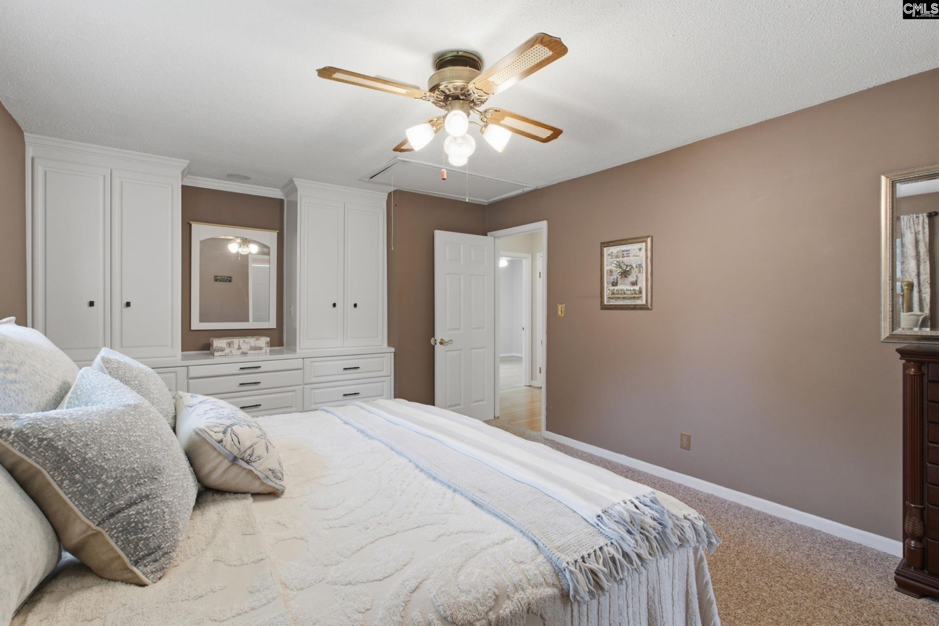 220 Hunstanton Drive Photo 11