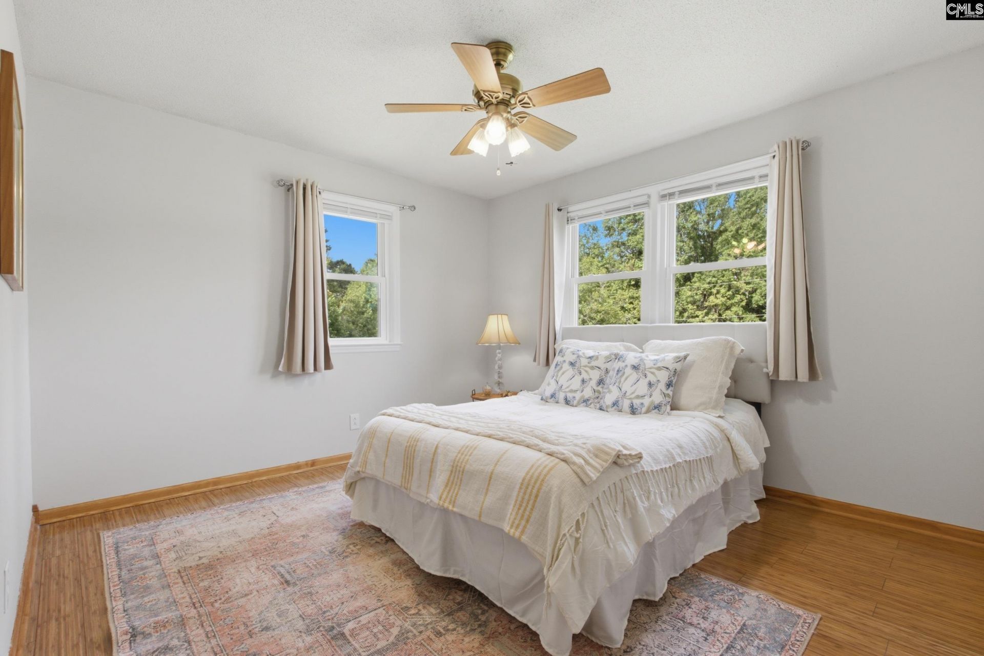 220 Hunstanton Drive Photo 15