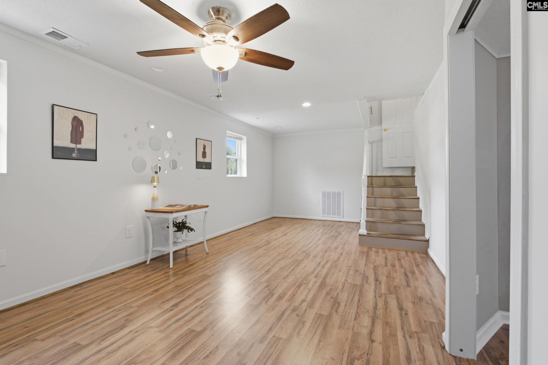 220 Hunstanton Drive Photo 21