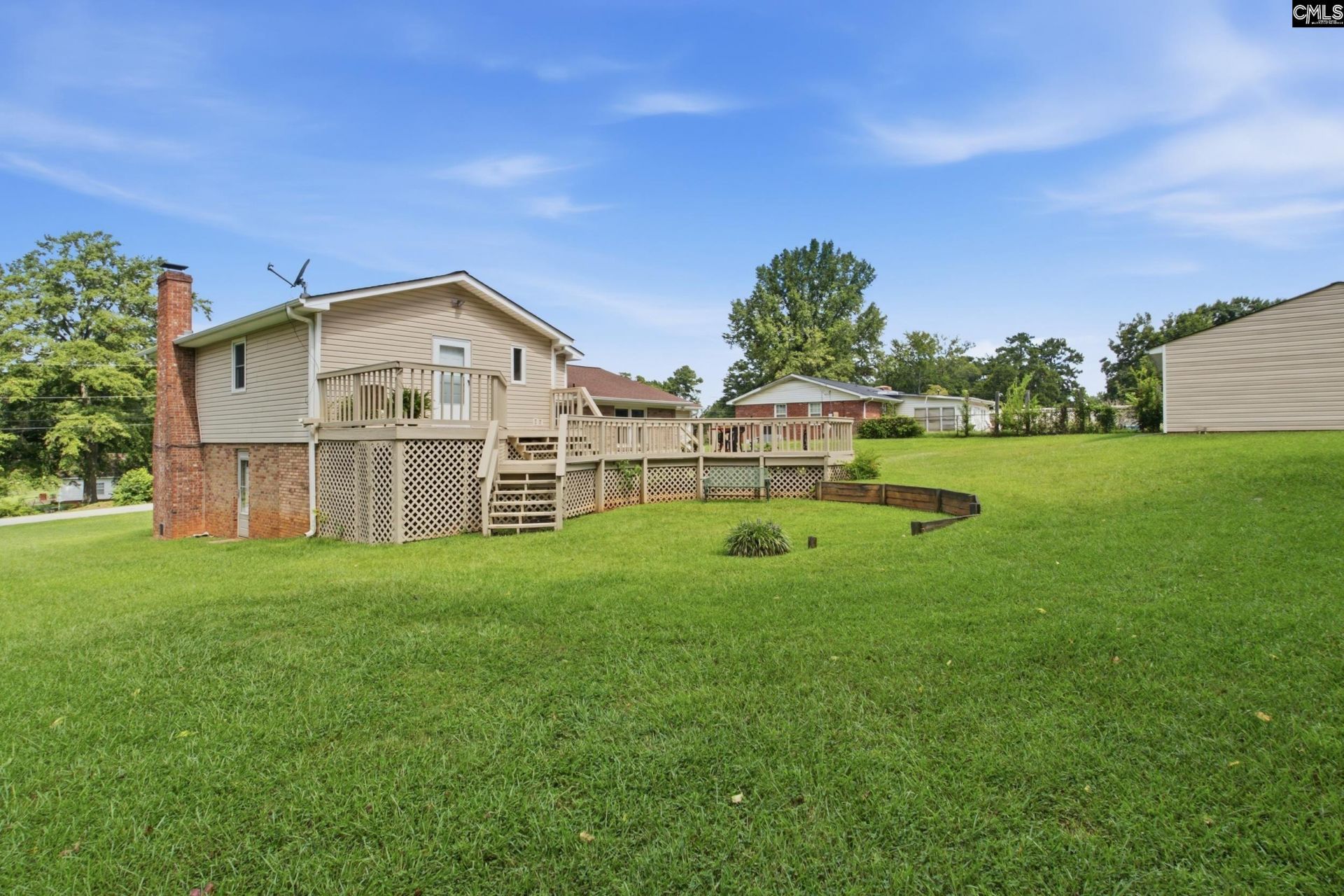 220 Hunstanton Drive Photo 29