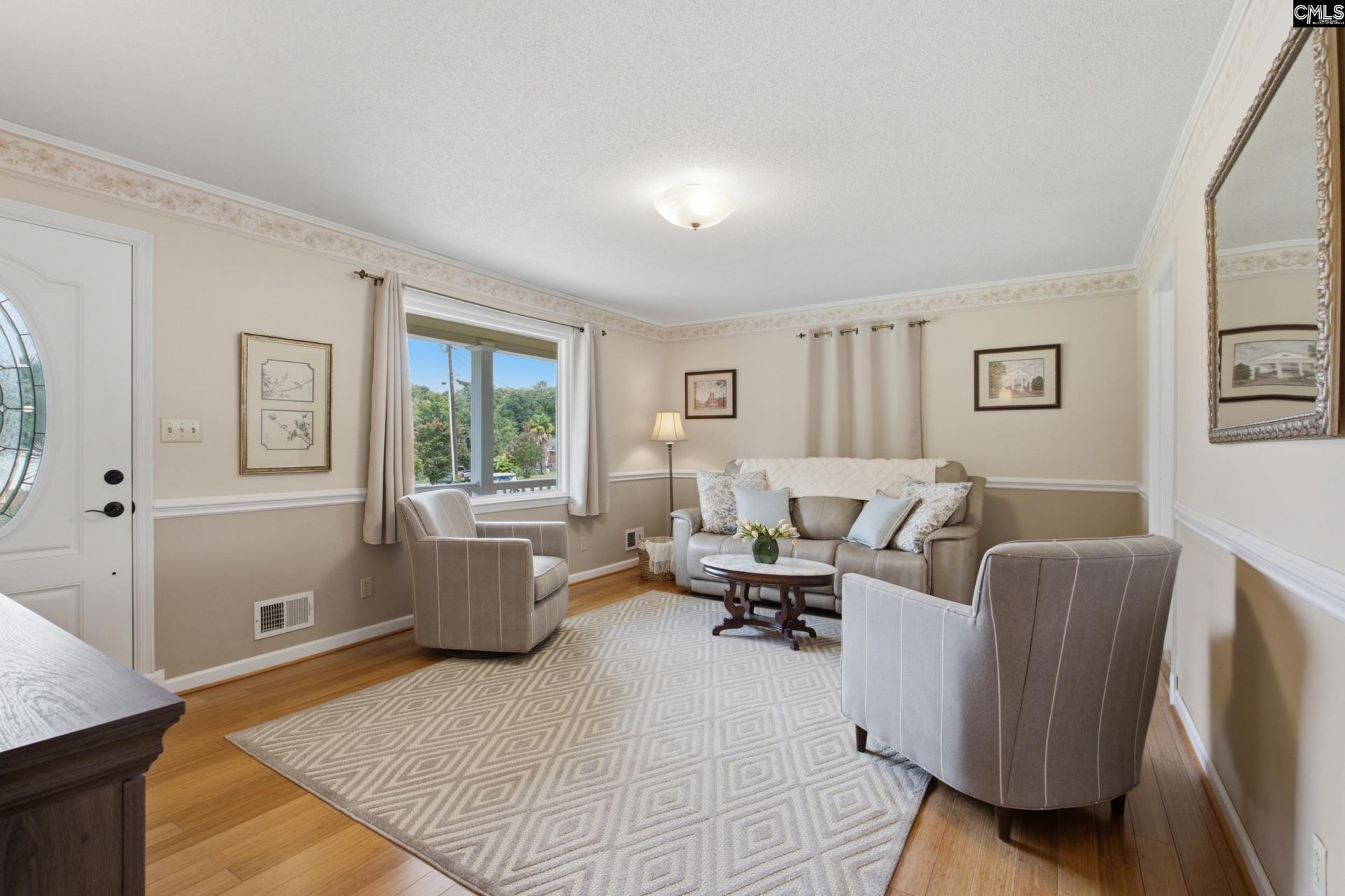 220 Hunstanton Drive Photo 5