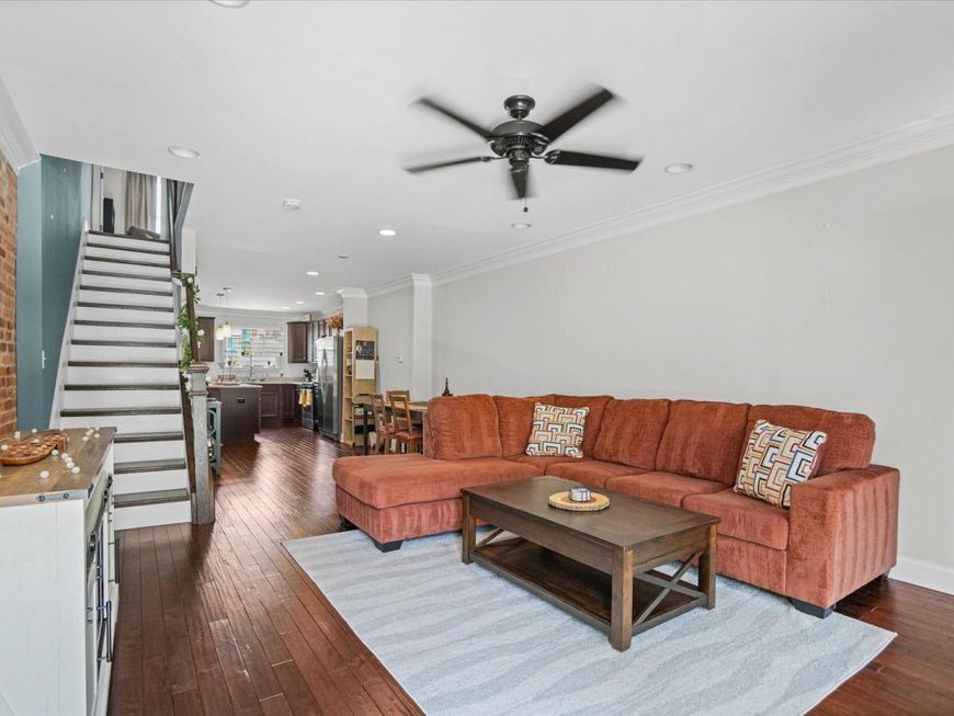 214 S Highland Ave, Baltimore, MD 21224 Main Photo