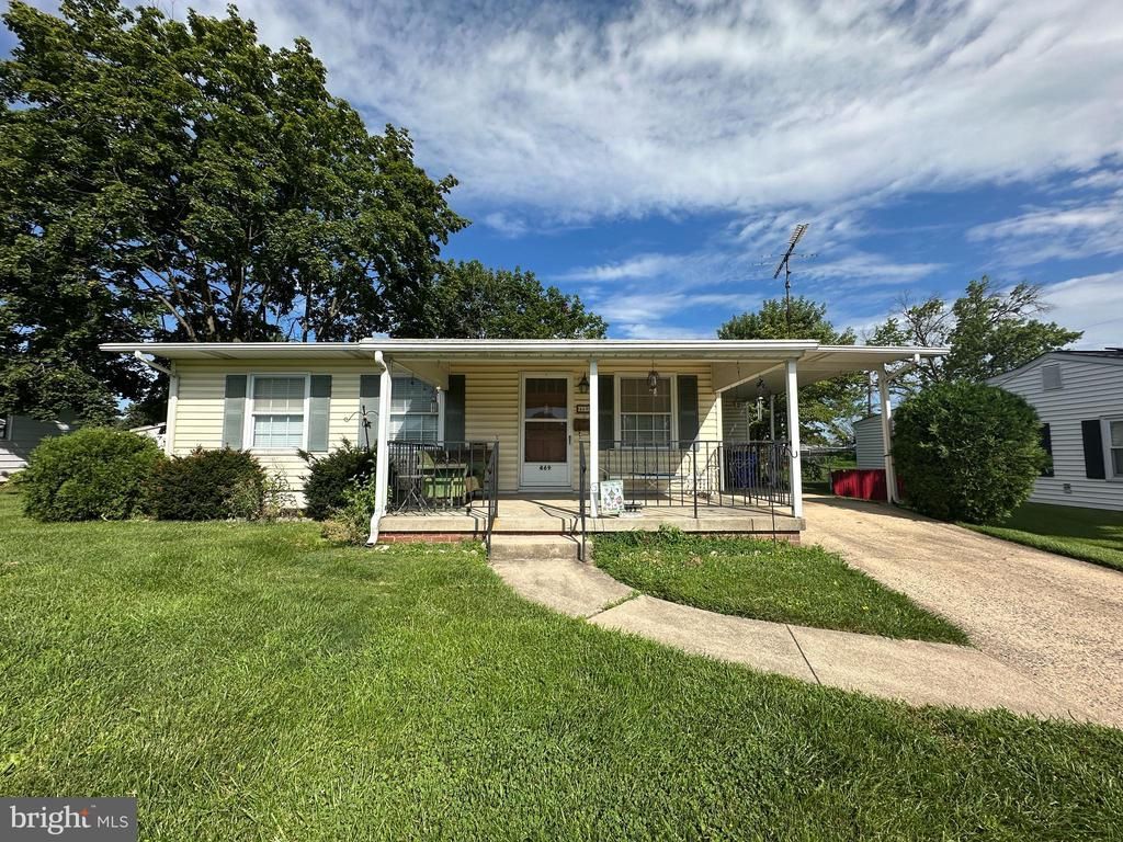 469 CARROLLTON DRIVE , FREDERICK, MD 21701