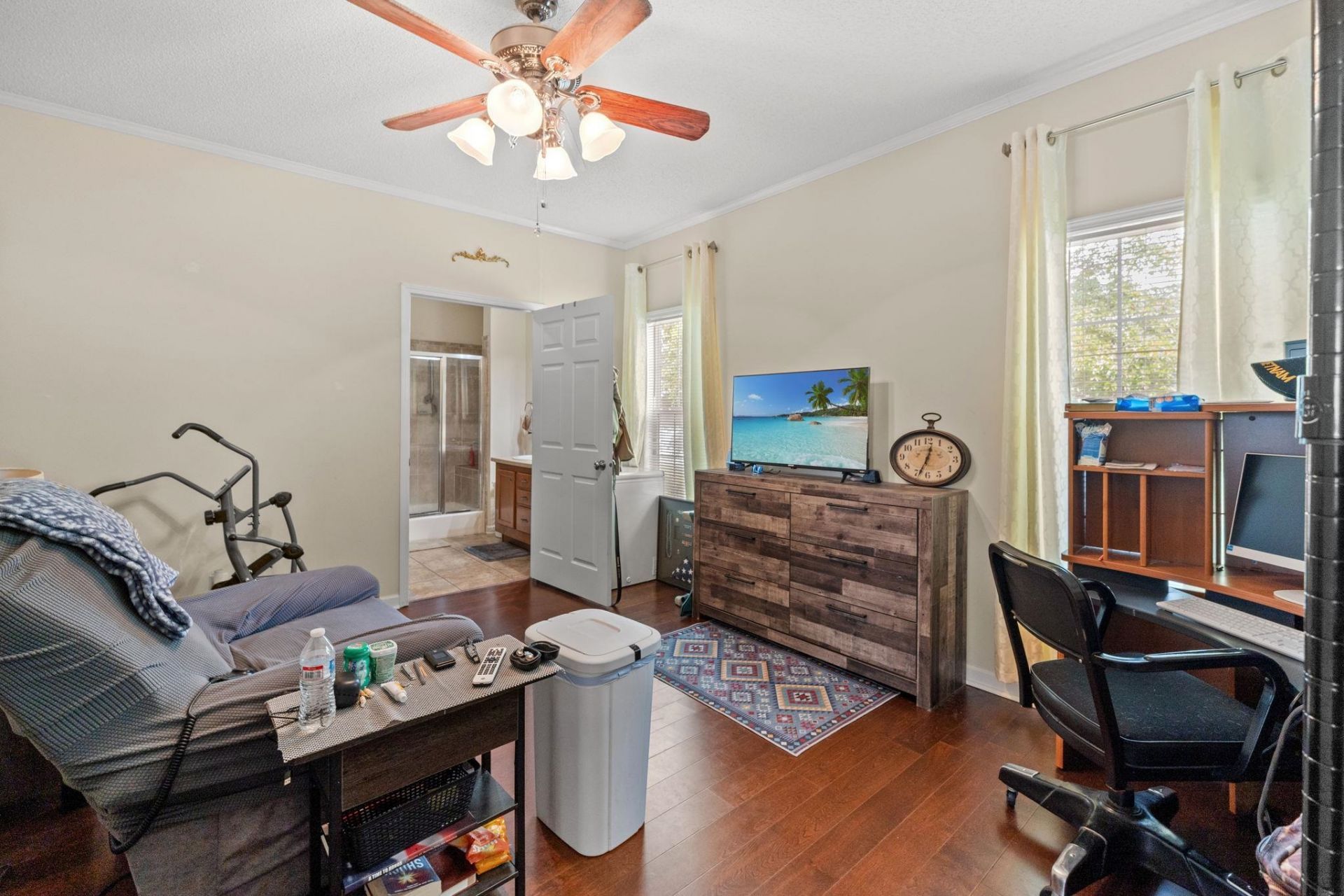 983 Jamestown Rd. Photo 13