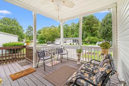 983 Jamestown Rd. photo 4