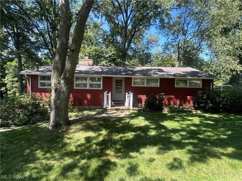 2305 Helena Avenue NW, Massillon, OH 44646 Photo 2
