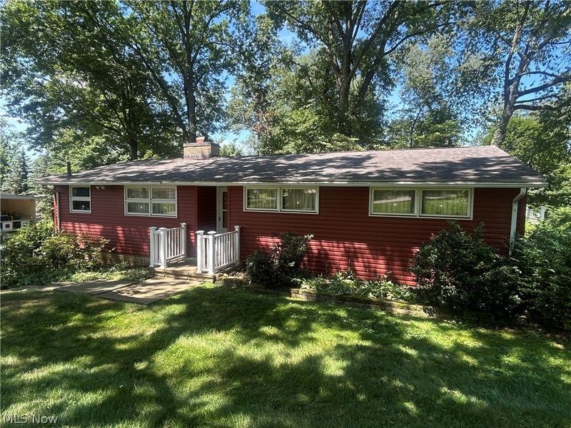 2305 Helena Avenue NW, Massillon, OH 44646 Photo 3