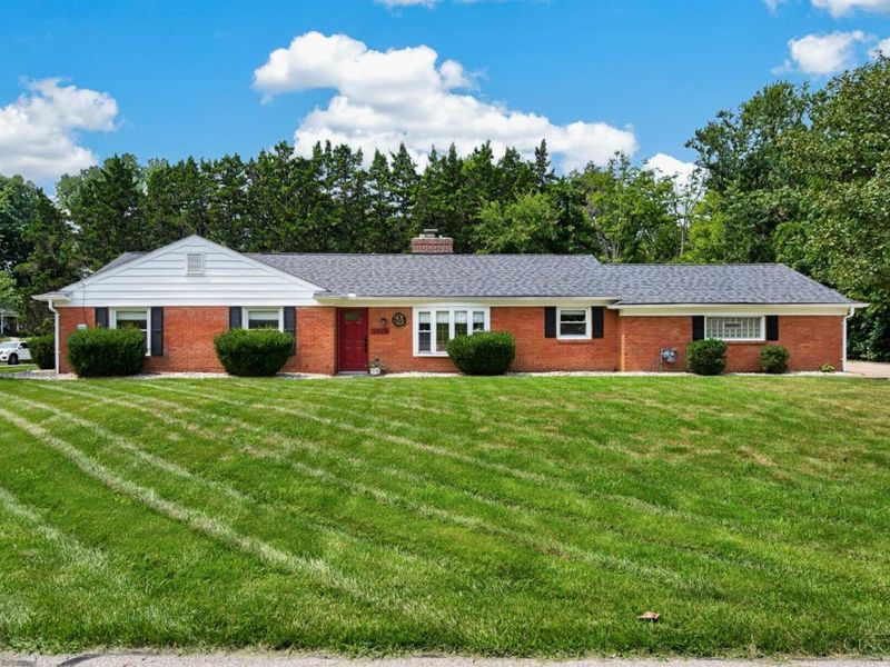 1028 Newcastle Drive, Springfield Township, OH 45231 Photo 1