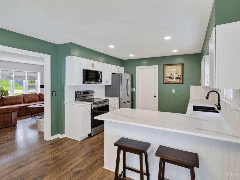 1028 Newcastle Drive, Springfield Township, OH 45231 Photo 16