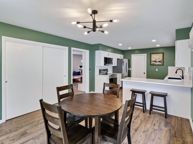 1028 Newcastle Drive, Springfield Township, OH 45231 Photo 24
