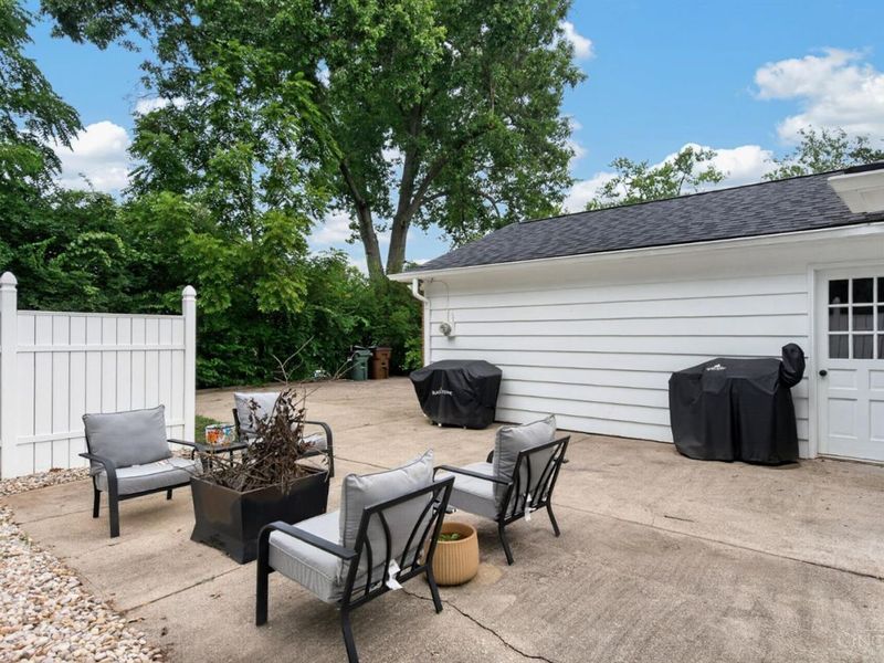 1028 Newcastle Drive, Springfield Township, OH 45231 Photo 48
