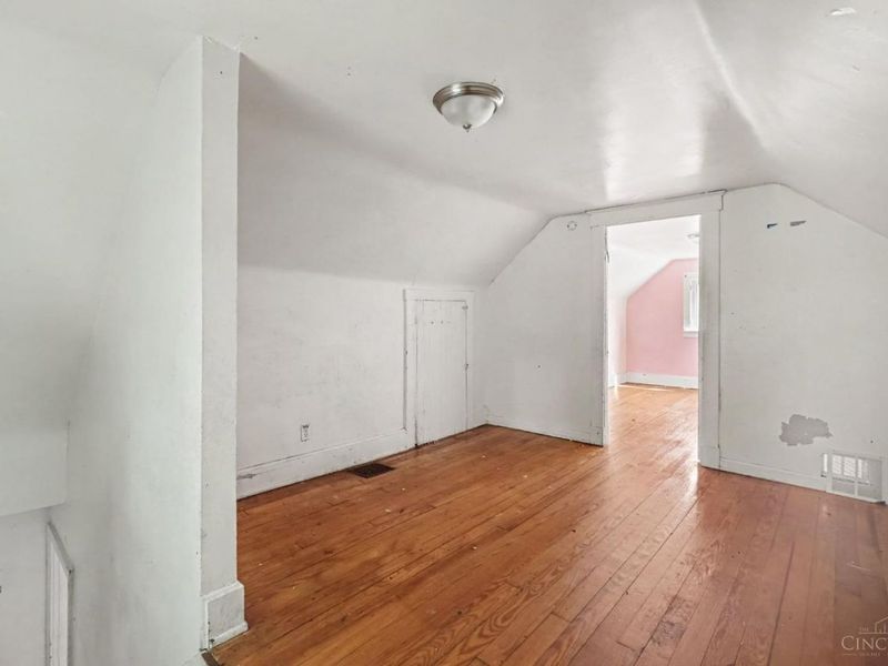 4112 Vinedale Avenue, Cincinnati, OH 45205 Photo 8