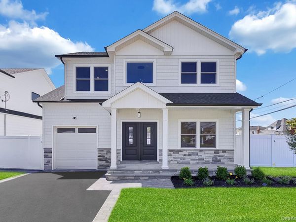 21 Cypress Avenue, Bethpage, NY 11714