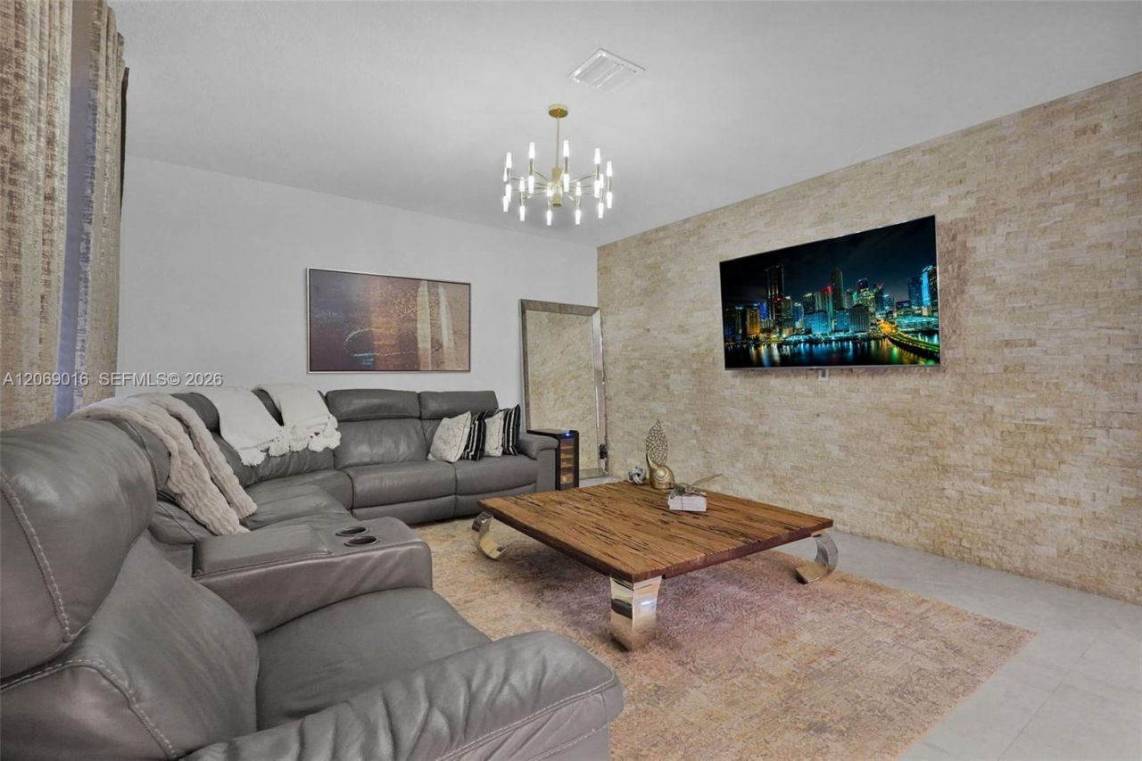2150 NW 16th Pl, Homestead, FL 33030 Photo