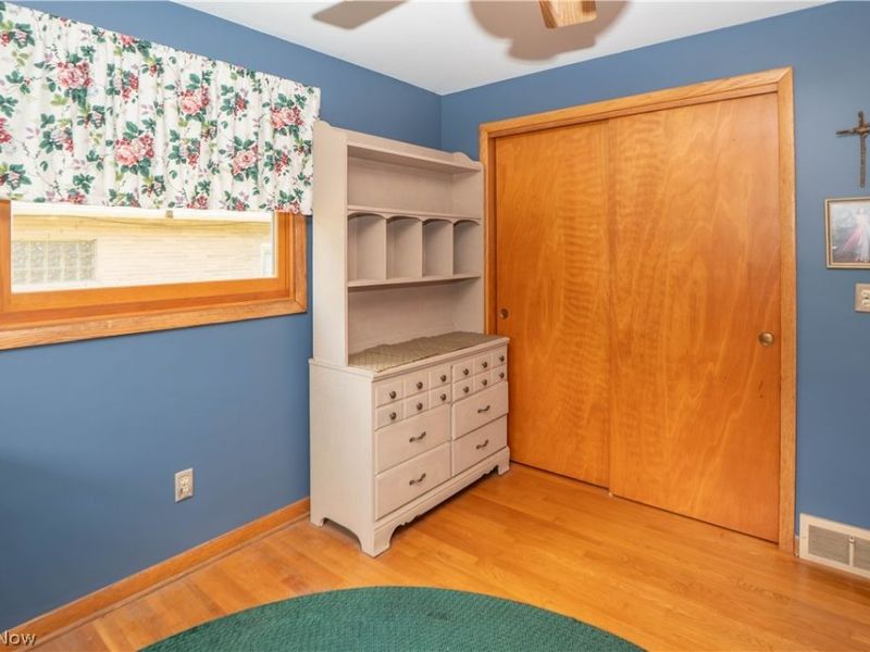 731 Bachtel Street SE, North Canton, OH 44720 Photo 24