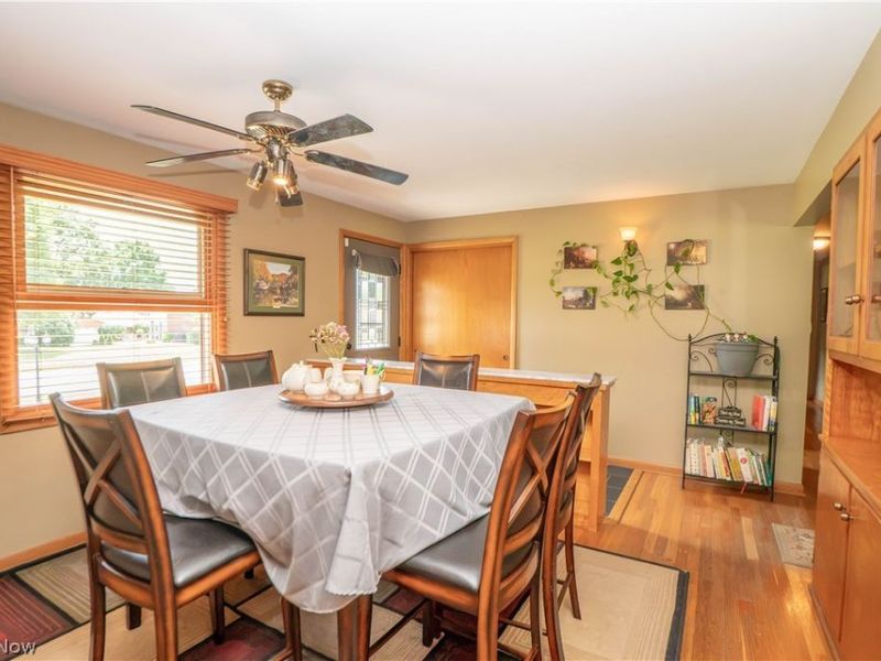 731 Bachtel Street SE, North Canton, OH 44720 Photo 5