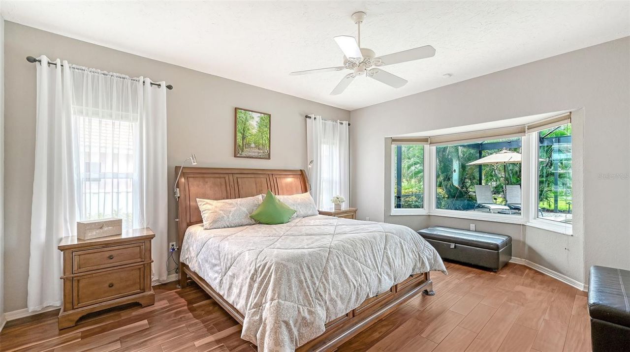 5476 Golf Pointe Drive, Sarasota, FL 34243 Photo