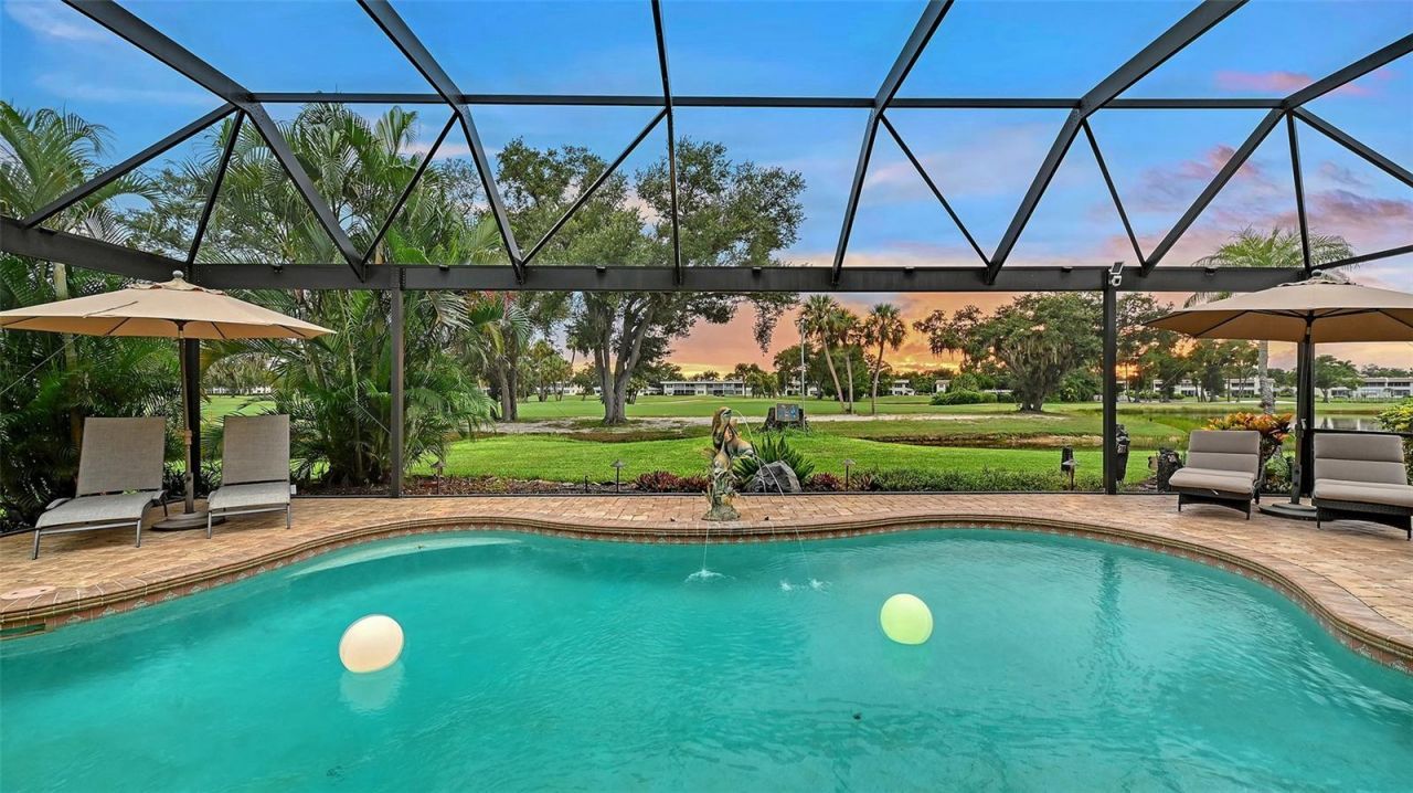 5476 Golf Pointe Drive, Sarasota, FL 34243 Photo