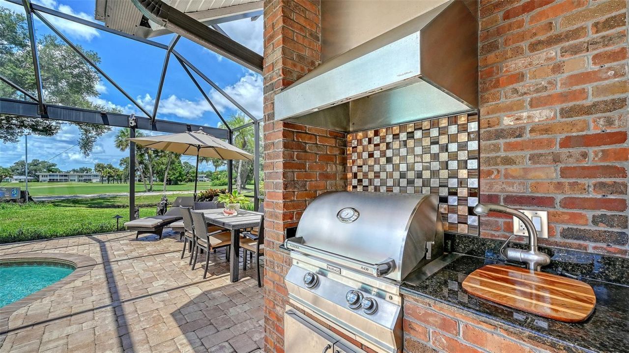5476 Golf Pointe Drive, Sarasota, FL 34243 Photo