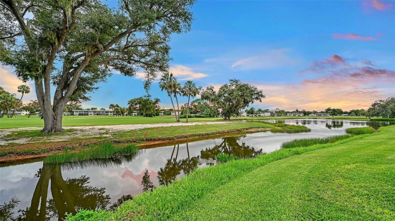 5476 Golf Pointe Drive, Sarasota, FL 34243 Photo