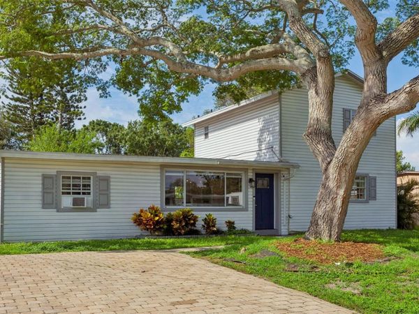 4012 W FAIRVIEW HEIGHTS, TAMPA, FL 33616