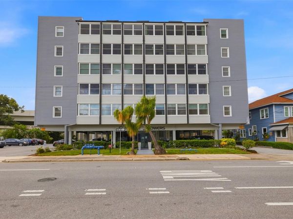 841 4TH AVENUE N, Unit 27, ST PETERSBURG, FL 33701