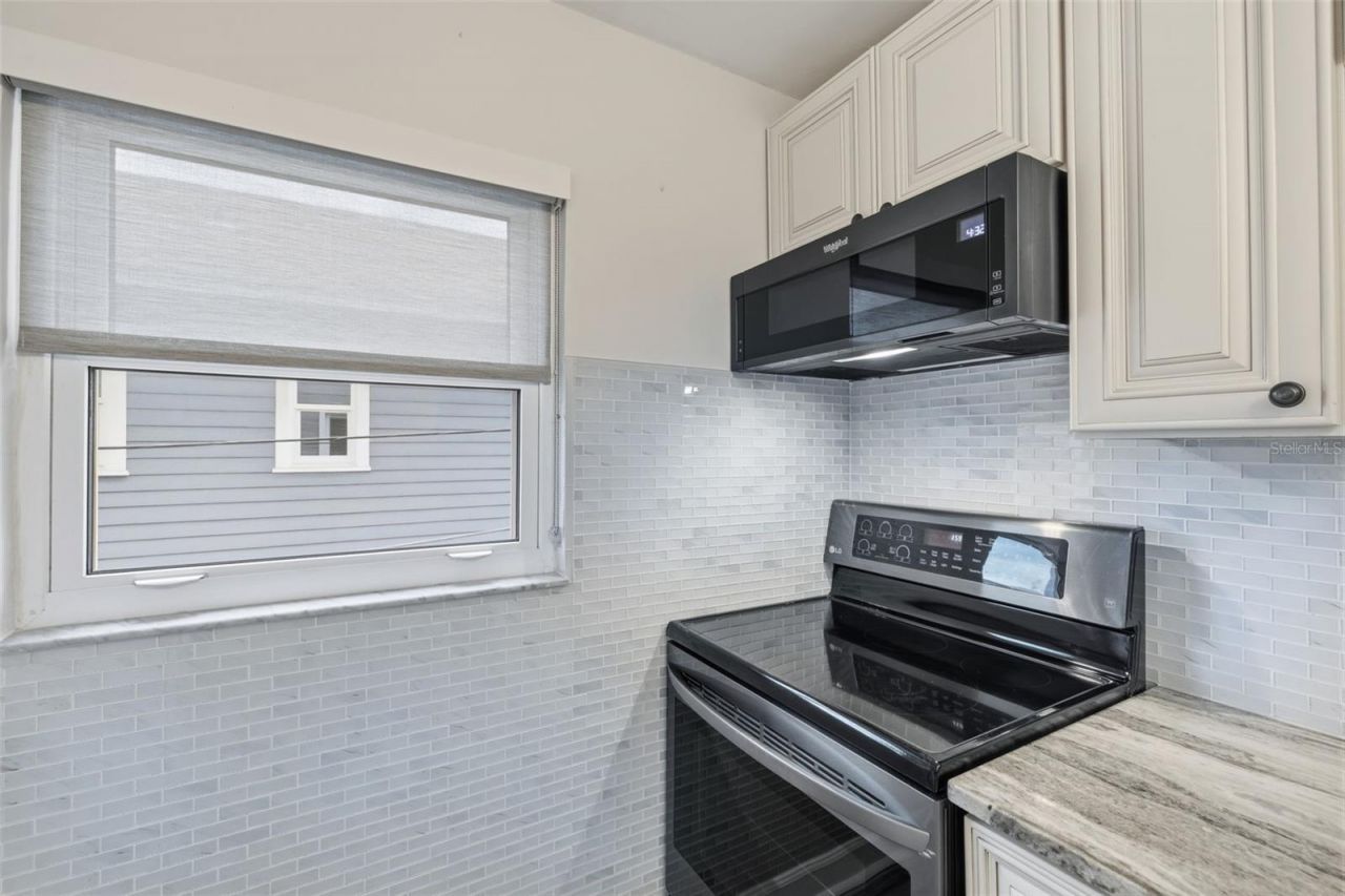 841 4th Avenue N, Unit 27, Saint Petersburg, FL 33701 Photo