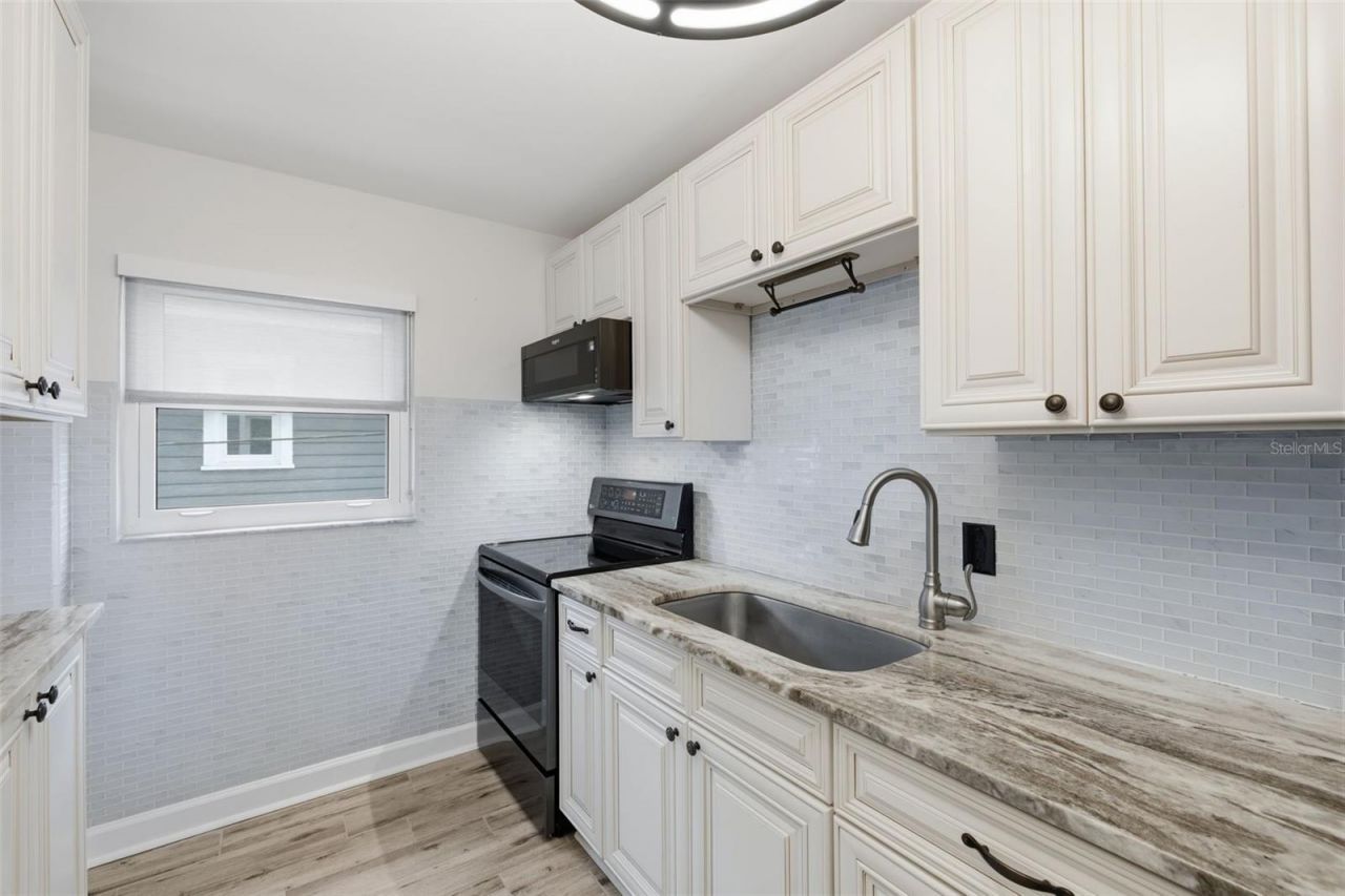 841 4th Avenue N, Unit 27, Saint Petersburg, FL 33701 Photo