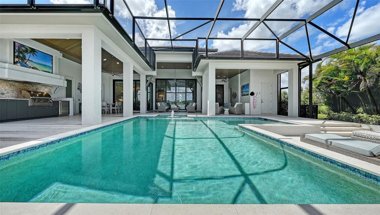 8339 Lucerne Loop, Bradenton, FL 34202 Photo